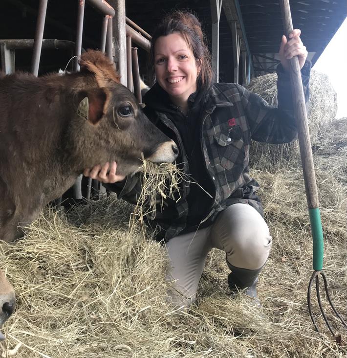 Profil relève Emmanuelle Champagne | Ferme L&rsquo;Odyssée Holstein